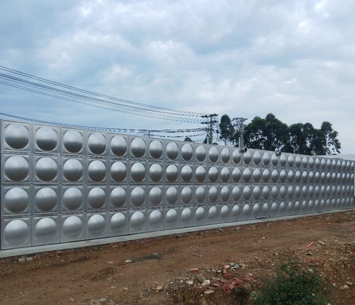 敘永巨星后山種豬場不銹鋼水箱安裝完工展示